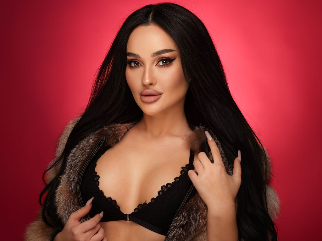 Real amateur sex cam IvonaHills - Uncensored