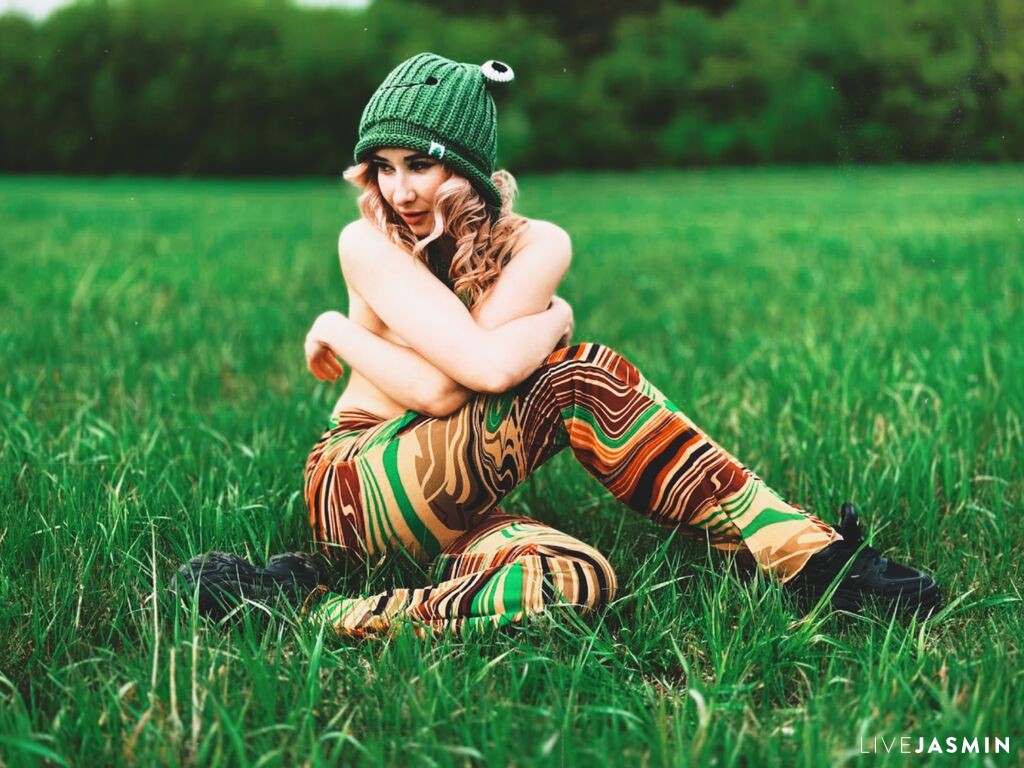 Nude Real Russian Speaking Amateurs amateur VikaCherry - Real Photos