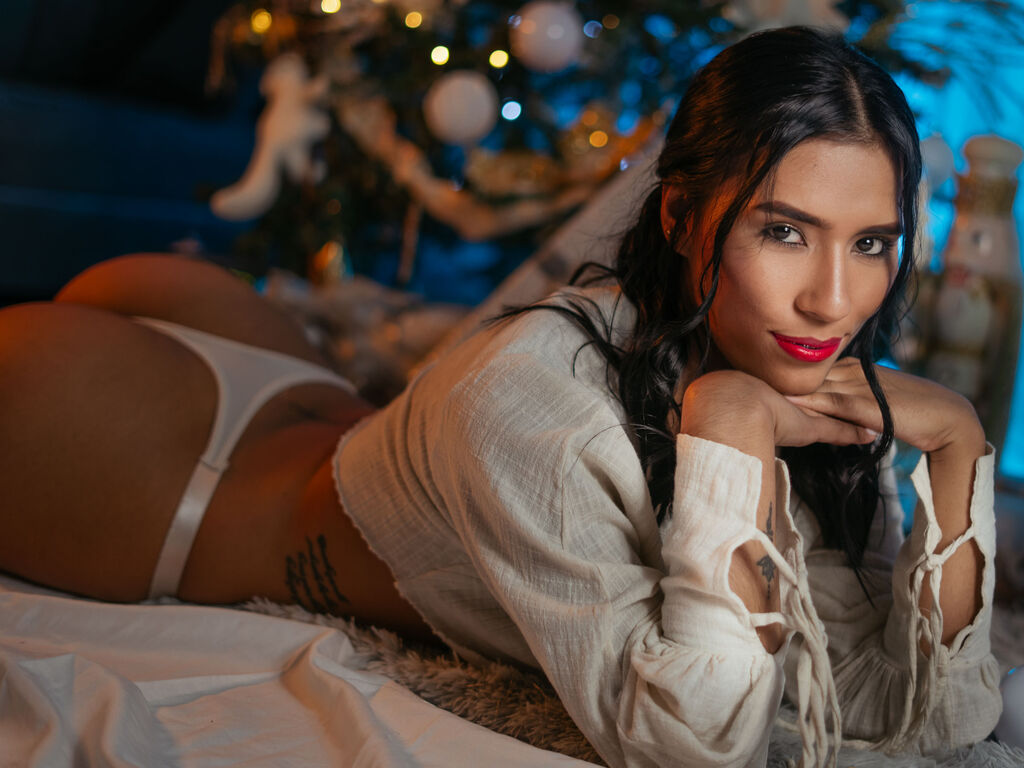 Real amateur sex cam AnnMyer - Uncensored