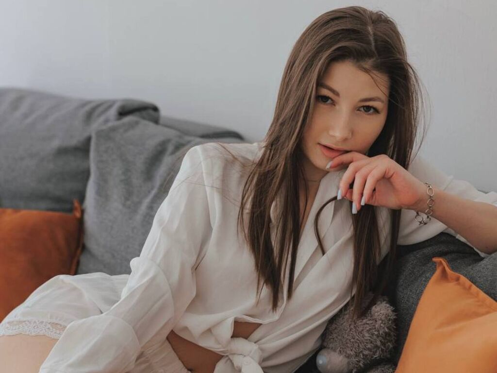 Real amateur nude model WillettaZaman